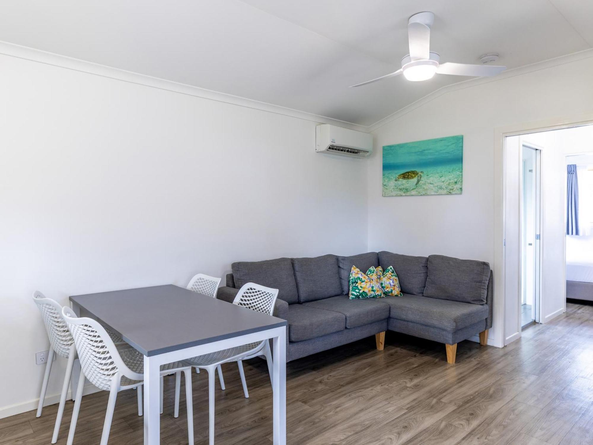 Nrma Blue Dolphin Yamba Holiday Resort 객실 사진